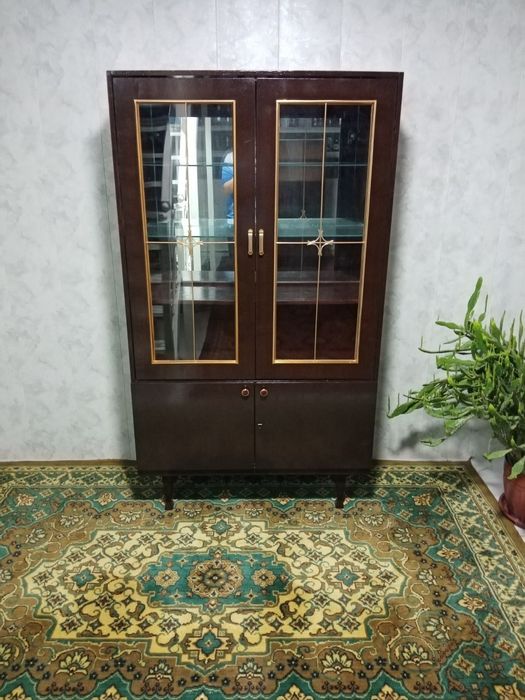 Сервант отличного качества