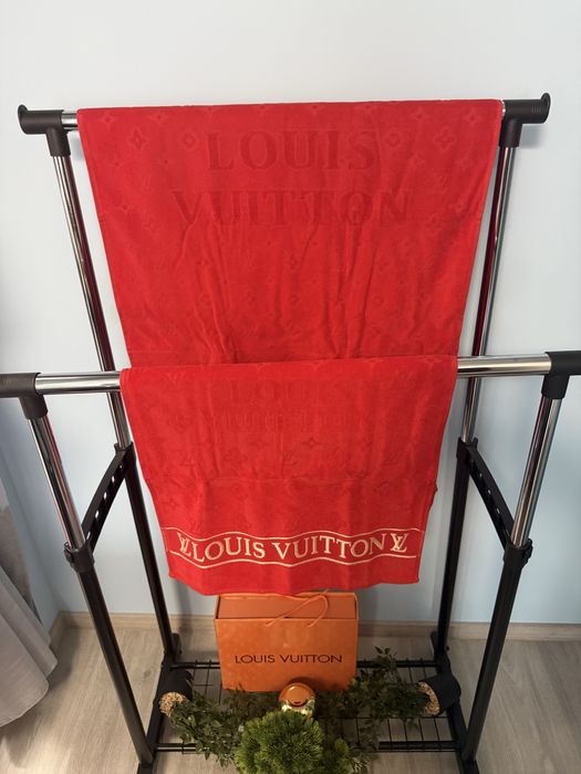 Louis Vuittion Луксозни хавлии + Подаръчна кутия