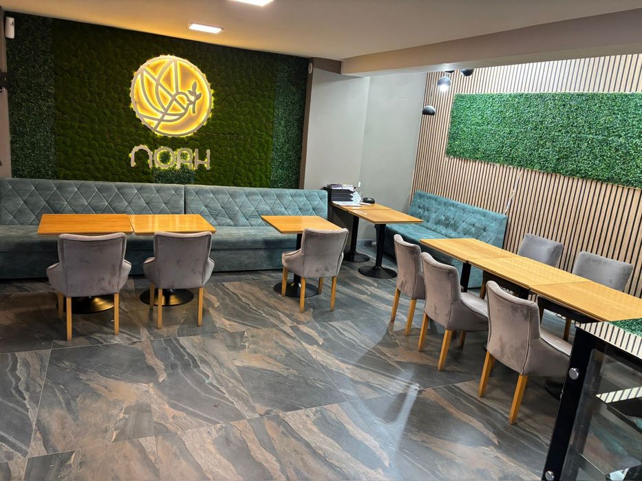 Vand Mobilier/Mese/Scaune/ sau preluare Spatiu