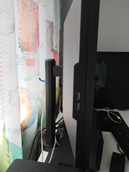 Монитор 27 BenQ BL2710