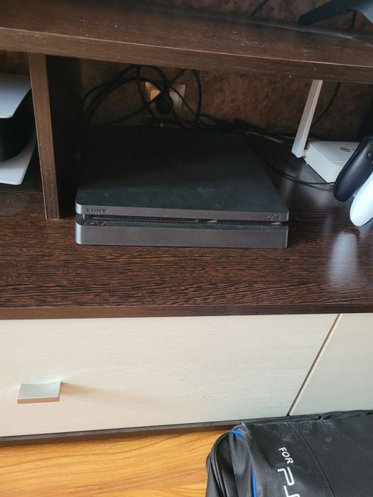 PS4 Slim игры + комплект