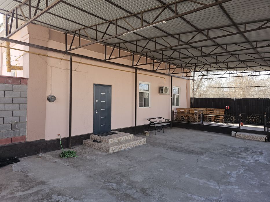 Продам дом в мкр Арай