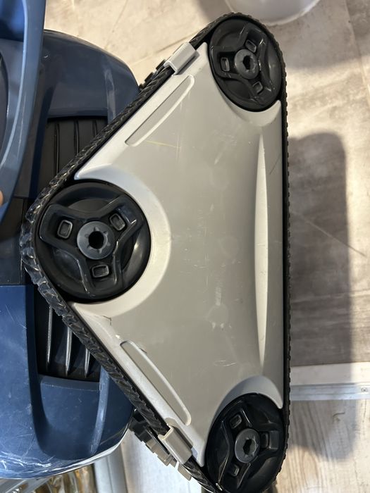 Robot profesional curatare piscine Zodiac CyclonX PRO RC 4400