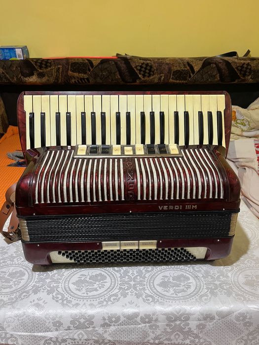 Acordeon hohner 120 bași