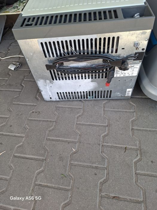 Хладилник Dometic 12/220v/газ