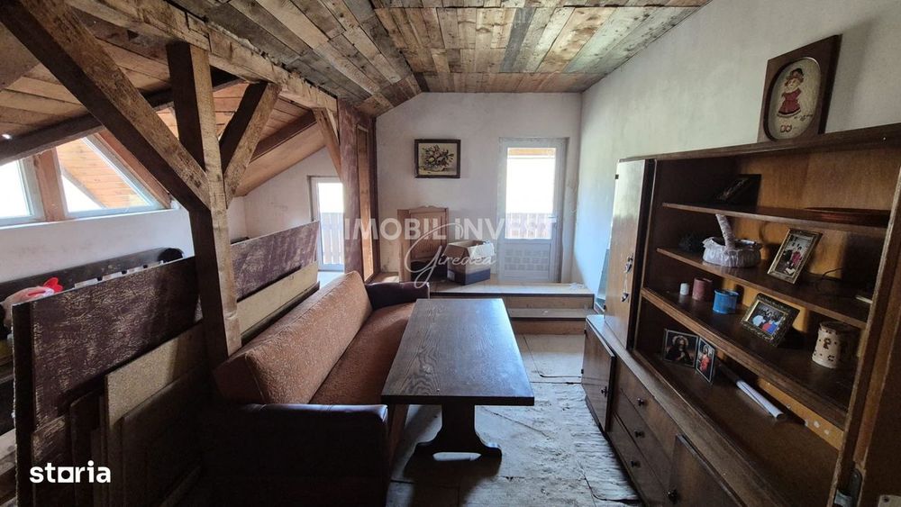 Casa in zona premium, 5 camere, 3 dormitoare, 2 bai, 2300 mp teren