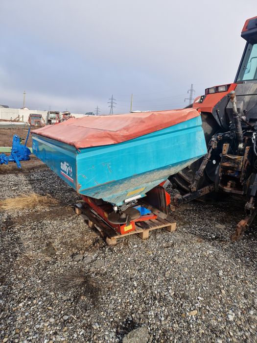 Distribuitor ingrasaminte sulky