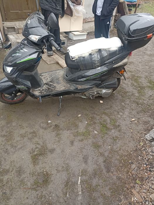 Продам срочно Мопед М8