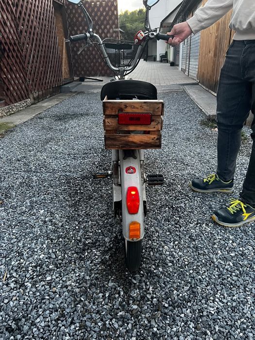 Vând moped garelli