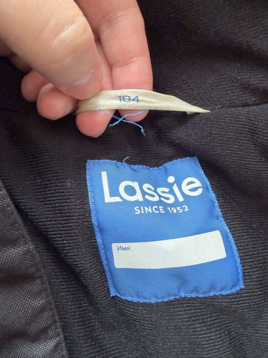 Продам детский зимний комбинезон Lassie