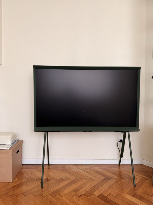 The serif smart SAMSUNG