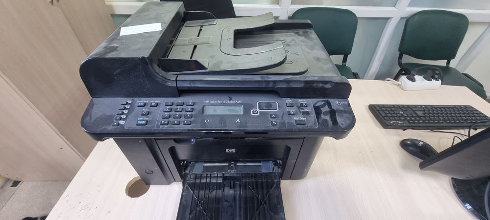 Продам б/у МФУ HP LaserJet 1536dnf MFP