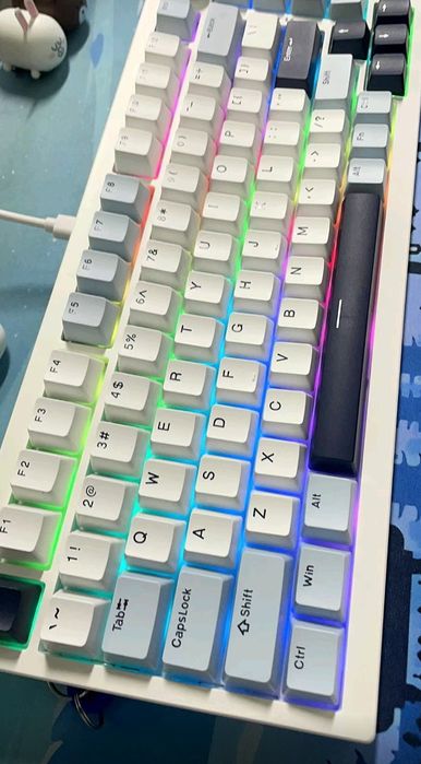 Aula f75 новая75