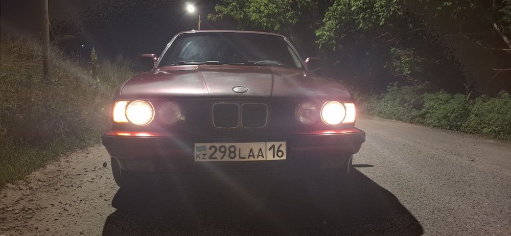 Продам  машину bmw e34