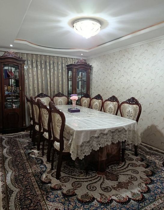 Продаётся Мирабад Рисовый 3/1/4 ремонт средний с мебелью техникой !