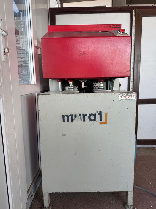 Utilaj automat de debavurat profile PVC