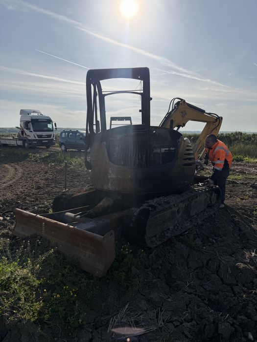 Vand JCB 8045Z 4,8 T avariat
