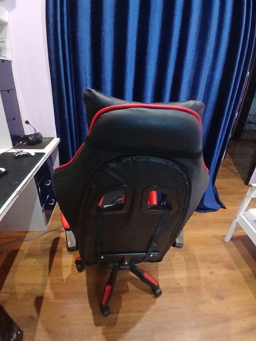 Продам игровое кресло