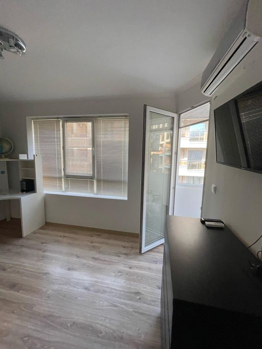 Дава се под наем Тристаен апартамент в Бургас, Лазур - 95 кв.м за 598.23 € - Снимка #7