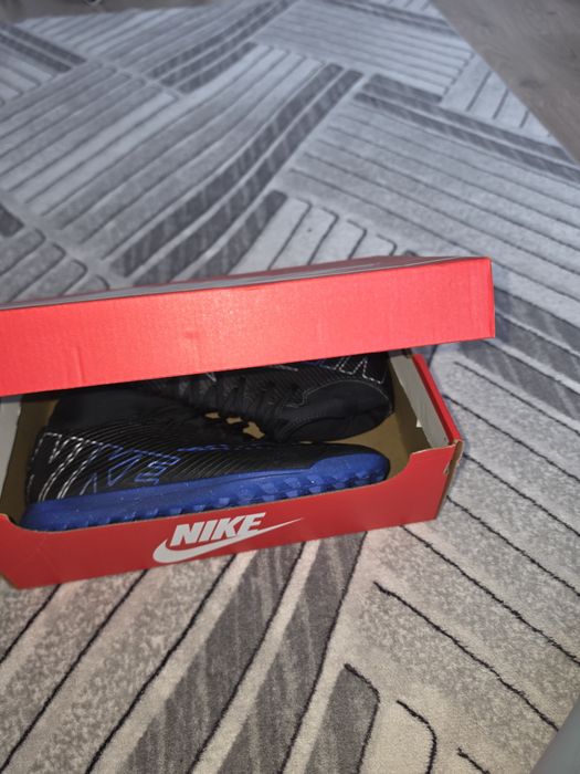 Футболни обувки Mercurial Superfly 9 Club,42 номер, черно кралско сини