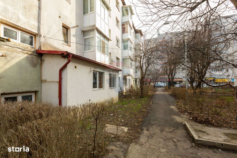 Apartament cu 2 camere semidecomandate de vânzare zona Zimbru