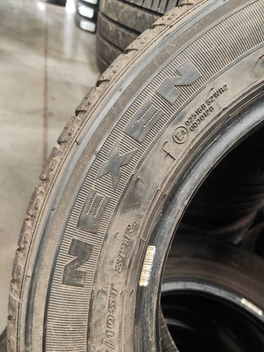 2бр.летни гуми 205/65/16C Nexen