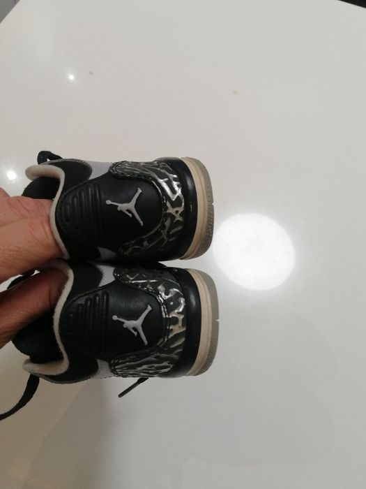 Jordan  детски кецове