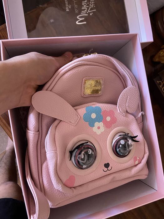 Продам сумочки.