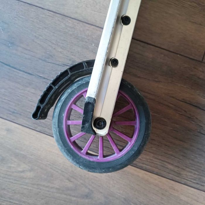 Детска тротинетка MID 5 с окачване и спирачка на кормилото