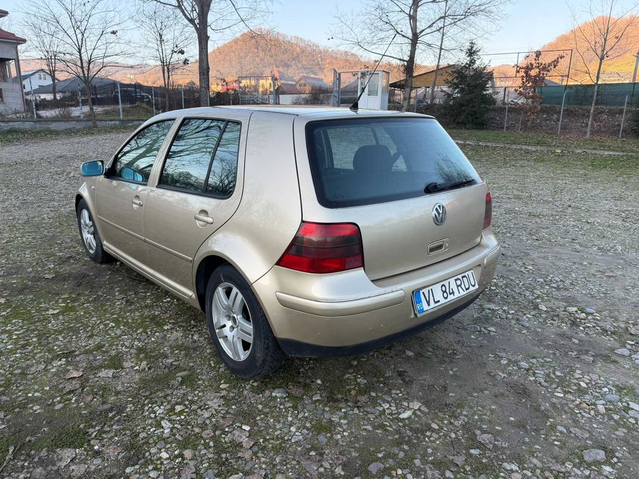 Volkswagen Golf 4