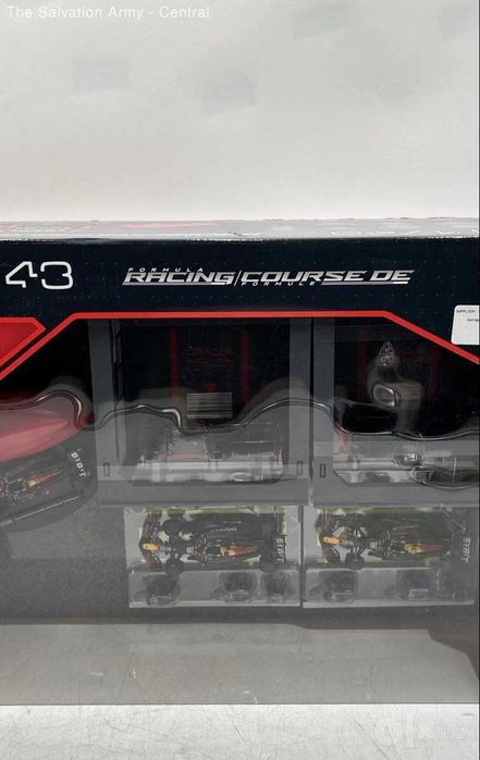Oracle Red Bull F1 Paddock set Bburago RB20