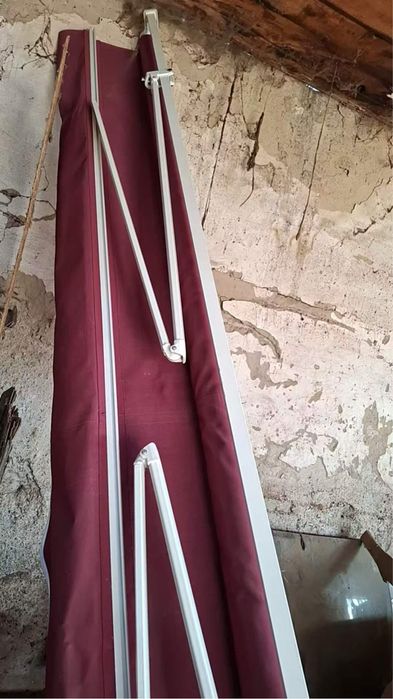 Маркиза，күн қағар  шатыр