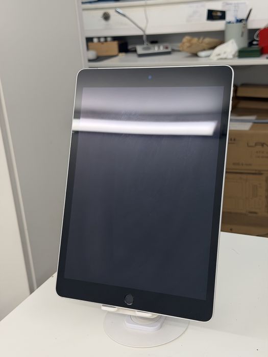 Ipad 9 10.2”, 64gb, Wi-fi + Cellular cod unic 5344
