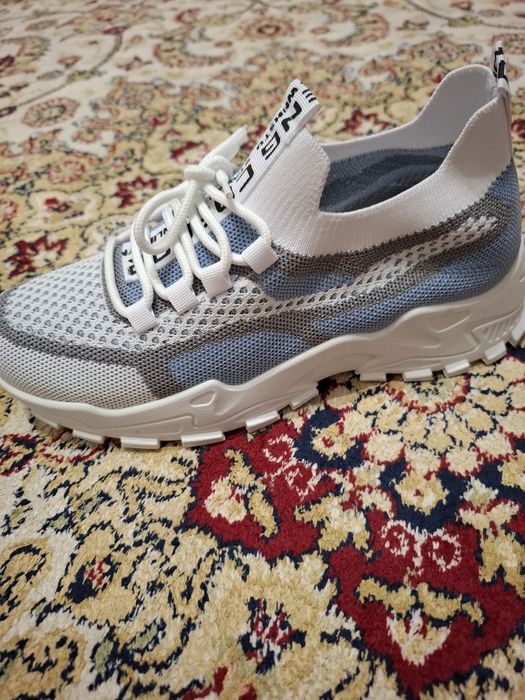 Женские летние кросовки