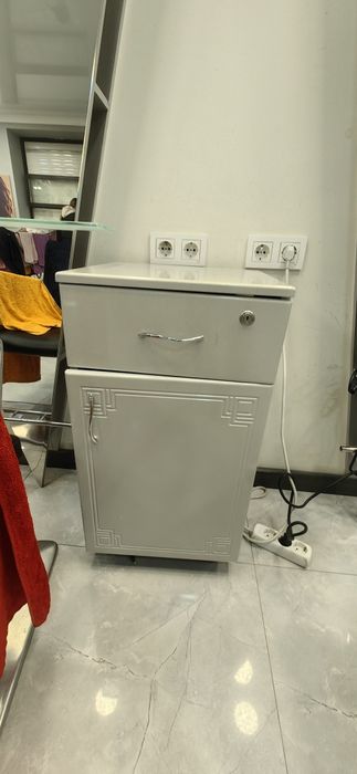 Зеркало парикмахера