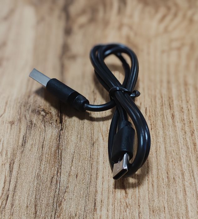 LED компактно фенерче, метално, черно