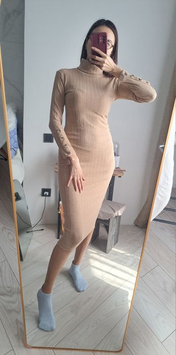 Продам трикотажные платья юбки брюки размер S