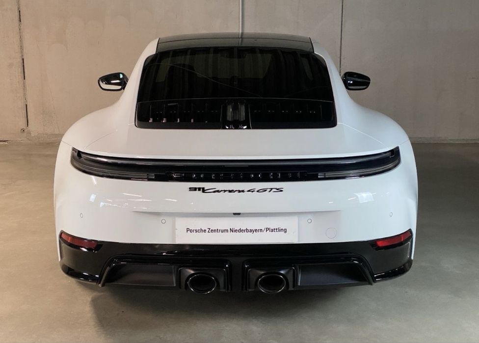 Porsche 911 Carrera 4 GTS 992.2 новый 2026