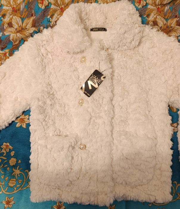 Продается белая шуба