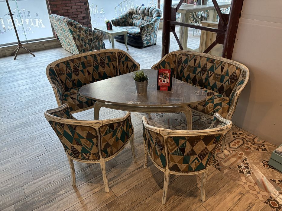 Разпродажба на мебели за заведение