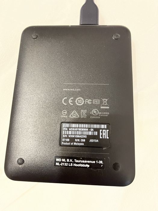 Hard disk 3 TB..