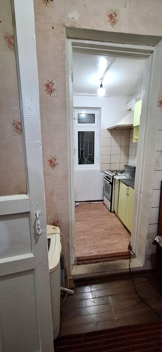 Продаётся 4/1/4  3 переделанная в 4-х комнатная квартира  115 кв метр.