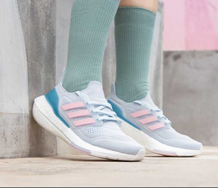 Оригинални дамски маратонки * ADIDAS ULTRABOOST 21 * EU38