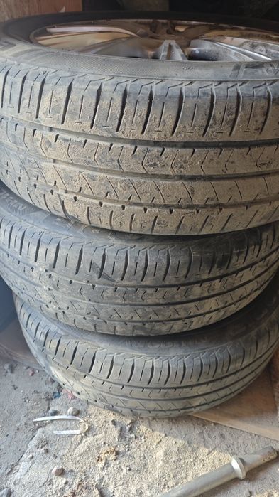 Продаю Диски с резиной