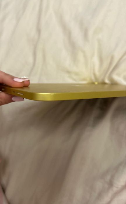 Ipad gold,256GB (10th generation)