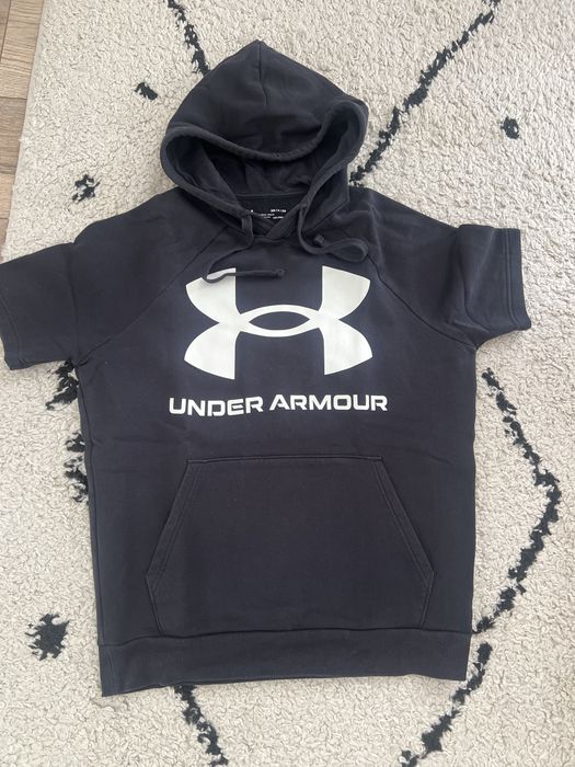 Under armour суитшърт