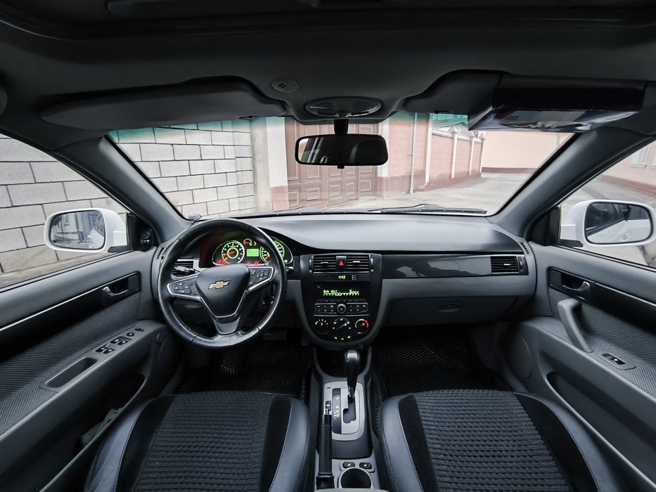 Chevrolet Gentra 3 pozitsiya