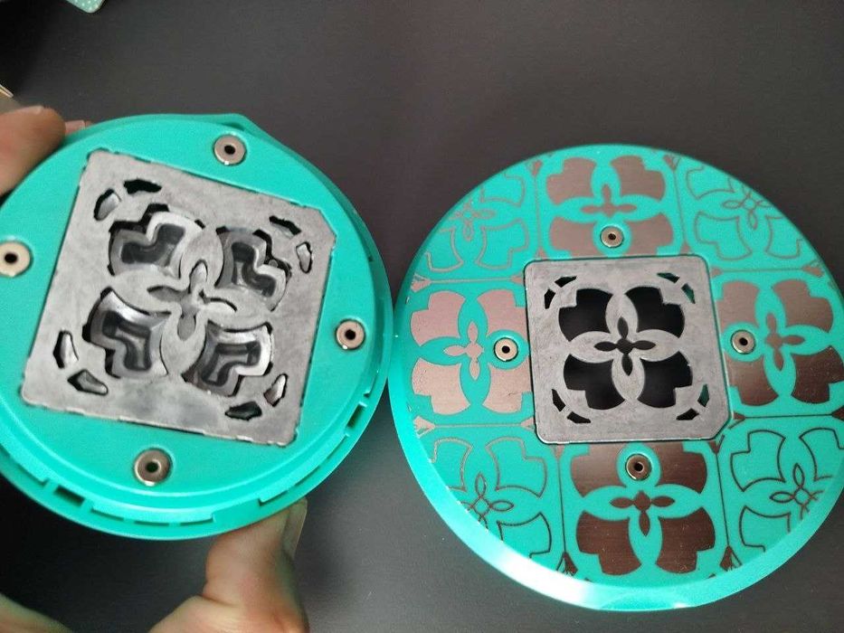 Декоративен перфоратор – Чисто нов / Artemio Flying Stained Glass Hole Punch