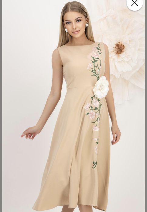 Rochie de seara crem STARSHINERS, noua cu eticheta