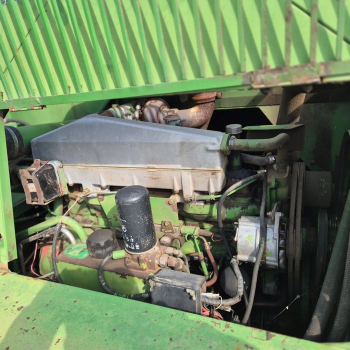 Combina John Deere 1075